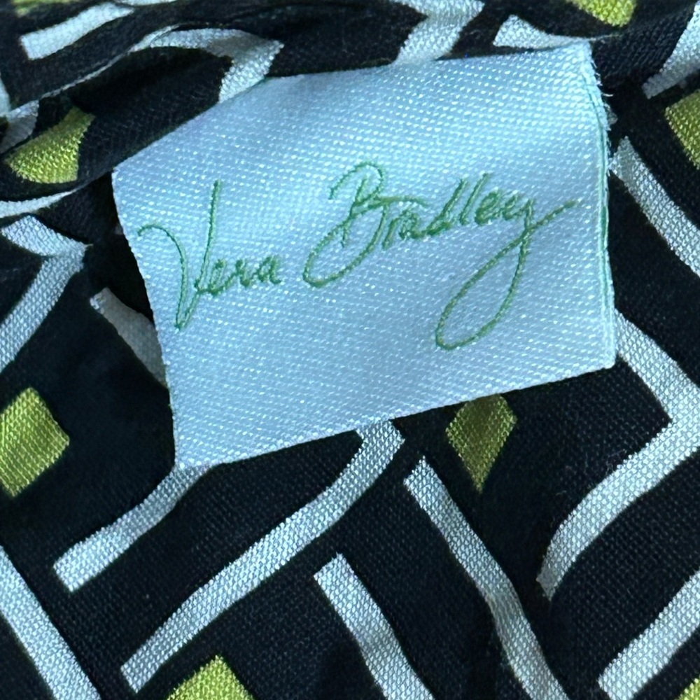NWT- Vera Bradley Tablet Hipster crossbody bag in the "La Neon Rose" pattern. - Picture 10 of 15